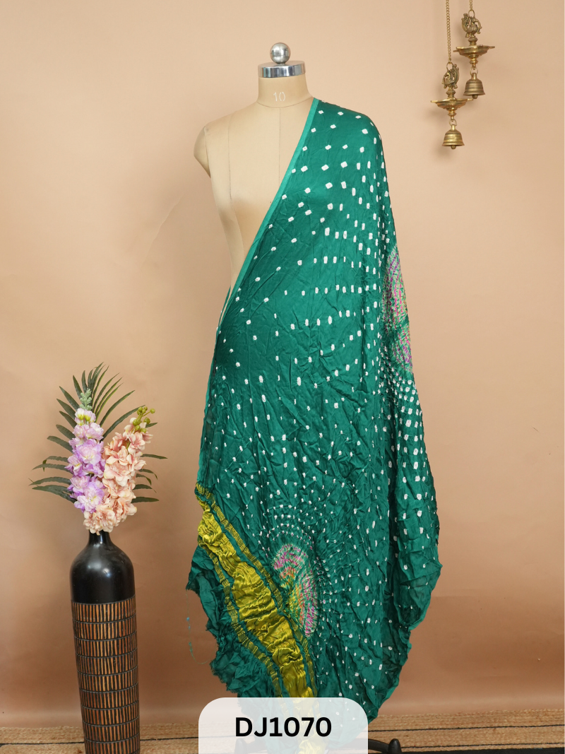 BANDHANI BORDERLESS WITH LAGDI PATTA - DUPATTA