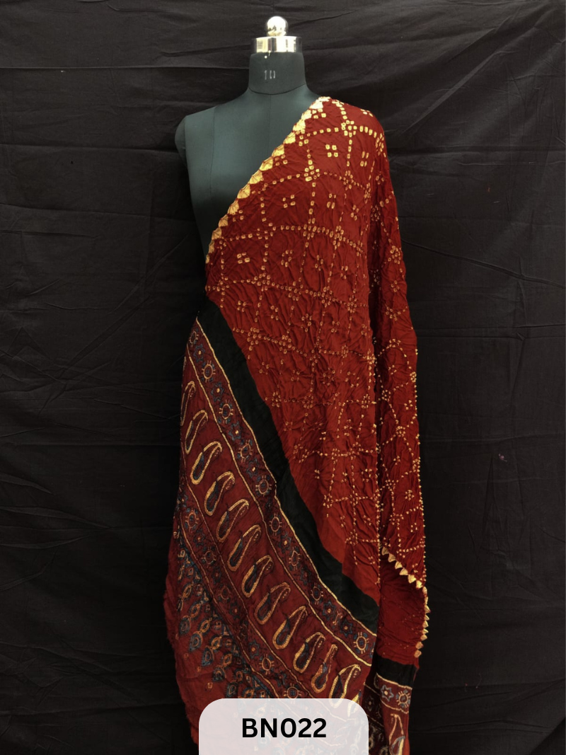 AJRAKH BANDHANI STAR DANI DUPPATA