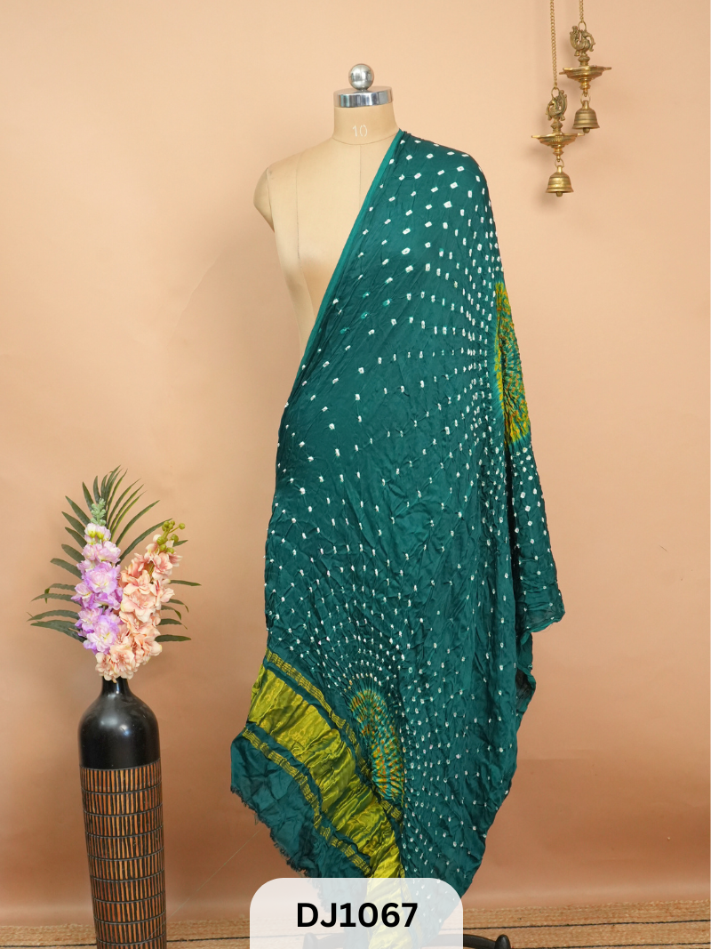 BANDHANI BORDERLESS WITH LAGDI PATTA - DUPATTA