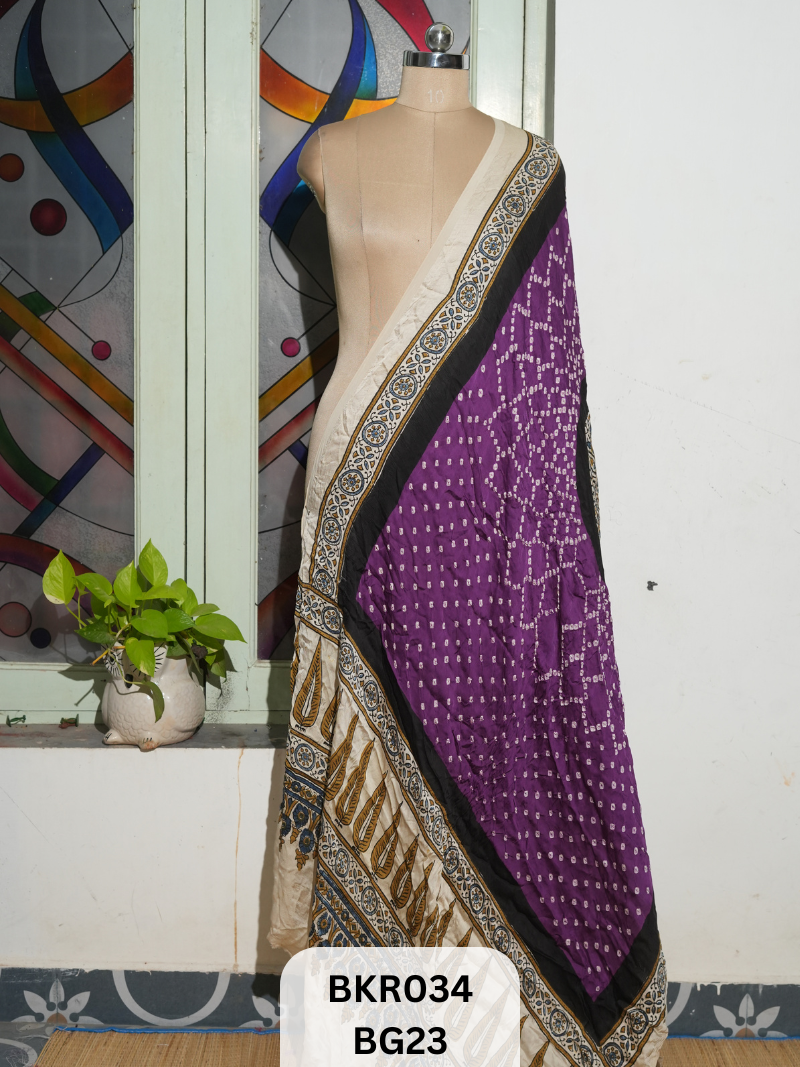 BANDHANI WITH AJRAKH DUPPATA | BORDER