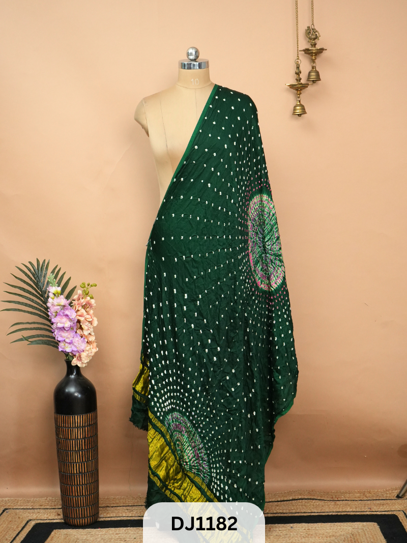 BANDHANI BORDERLESS WITH LAGDI PATTA - DUPATTA