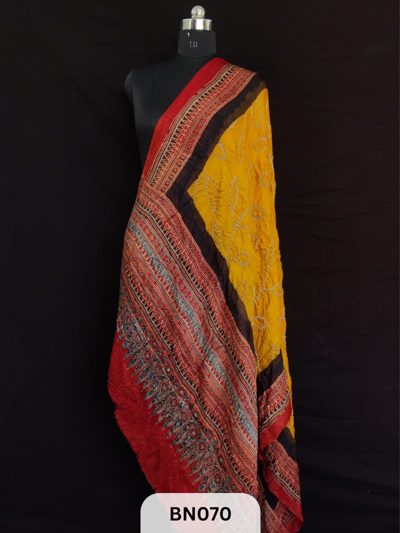 AJRAKH BANDHANI BORDER AAMBADAL DUPATTA