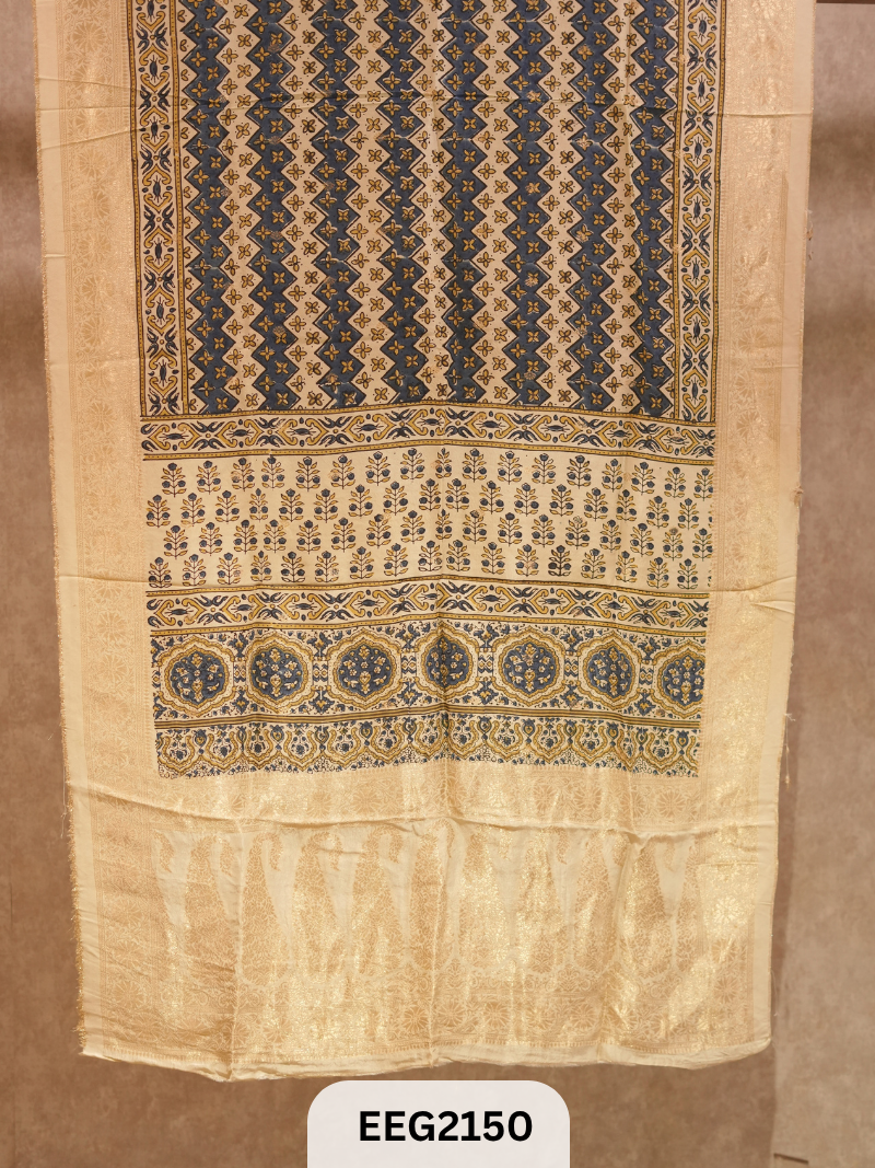DOLA AJRAKH DUPPATTA