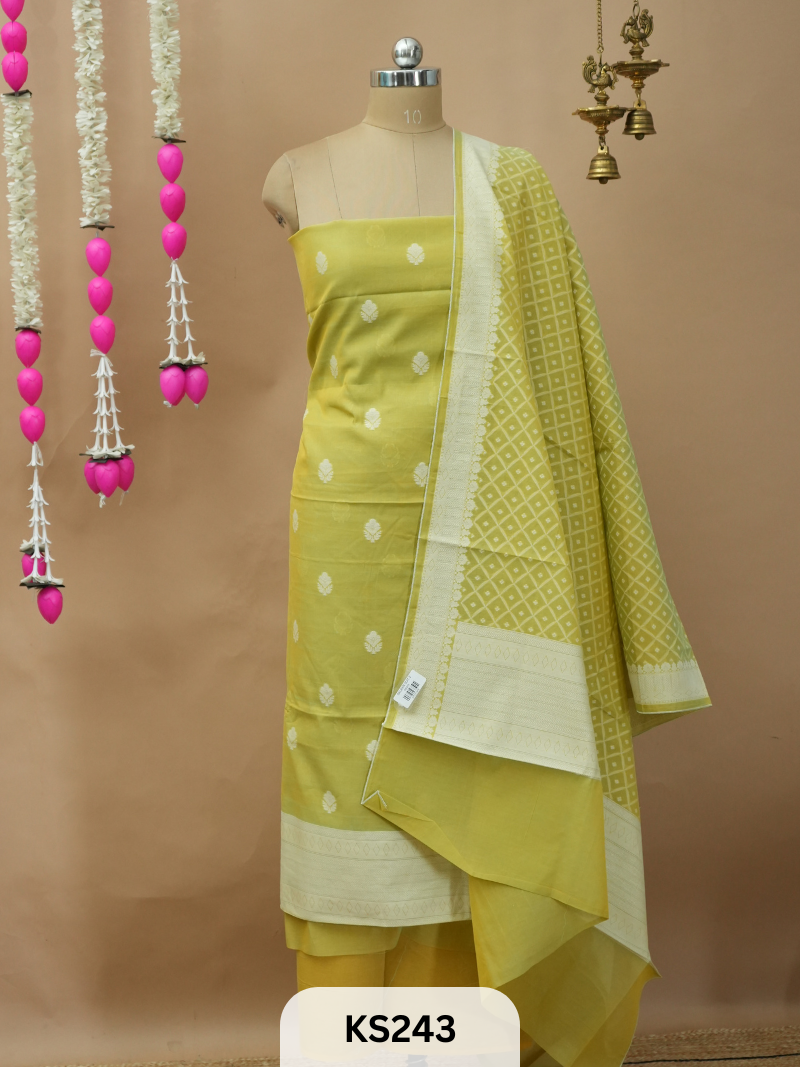SALWAR SUIT
