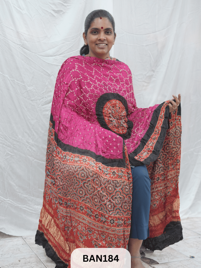 AJRAKH BANDHEJ GUL DUPPATA WITH LAGDI PATTA