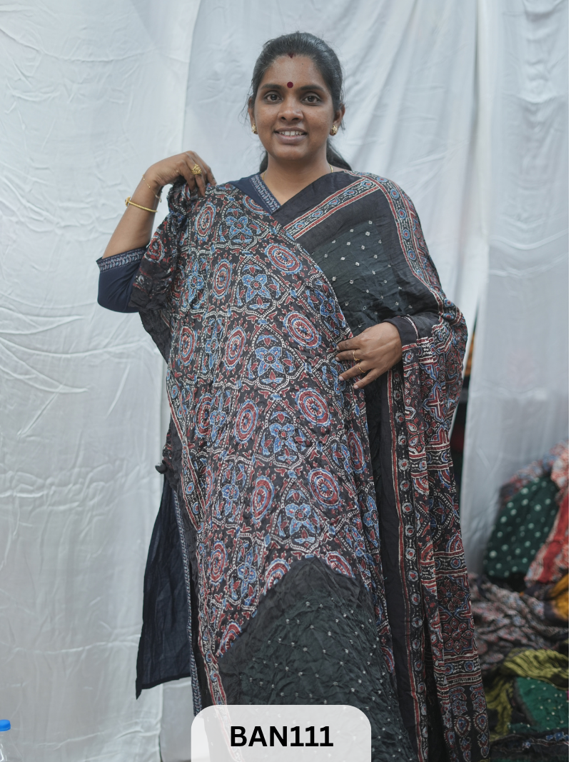 BANDHANI WITH AJRAKH SEMI GAJI SAREE