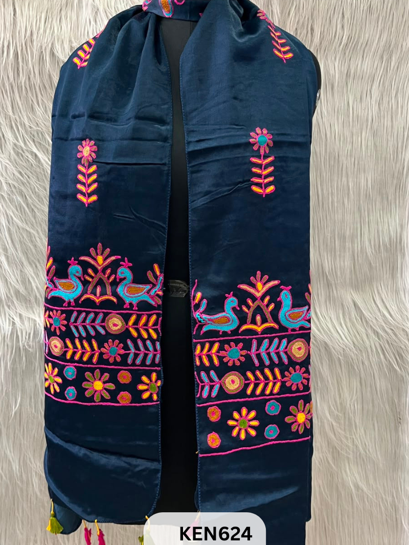 MUSHRU HAND AARI WORK STOLE