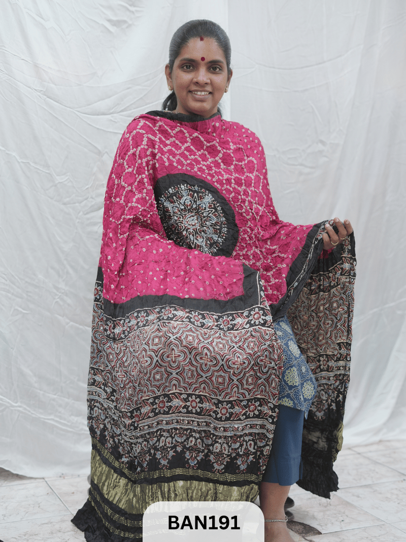 AJRAKH BANDHEJ GUL DUPPATA WITH LAGDI PATTA