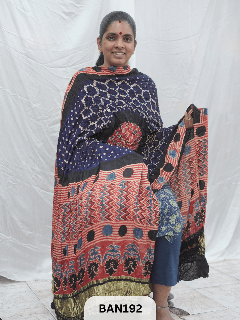 AJRAKH BANDHEJ GUL DUPPATA WITH LAGDI PATTA