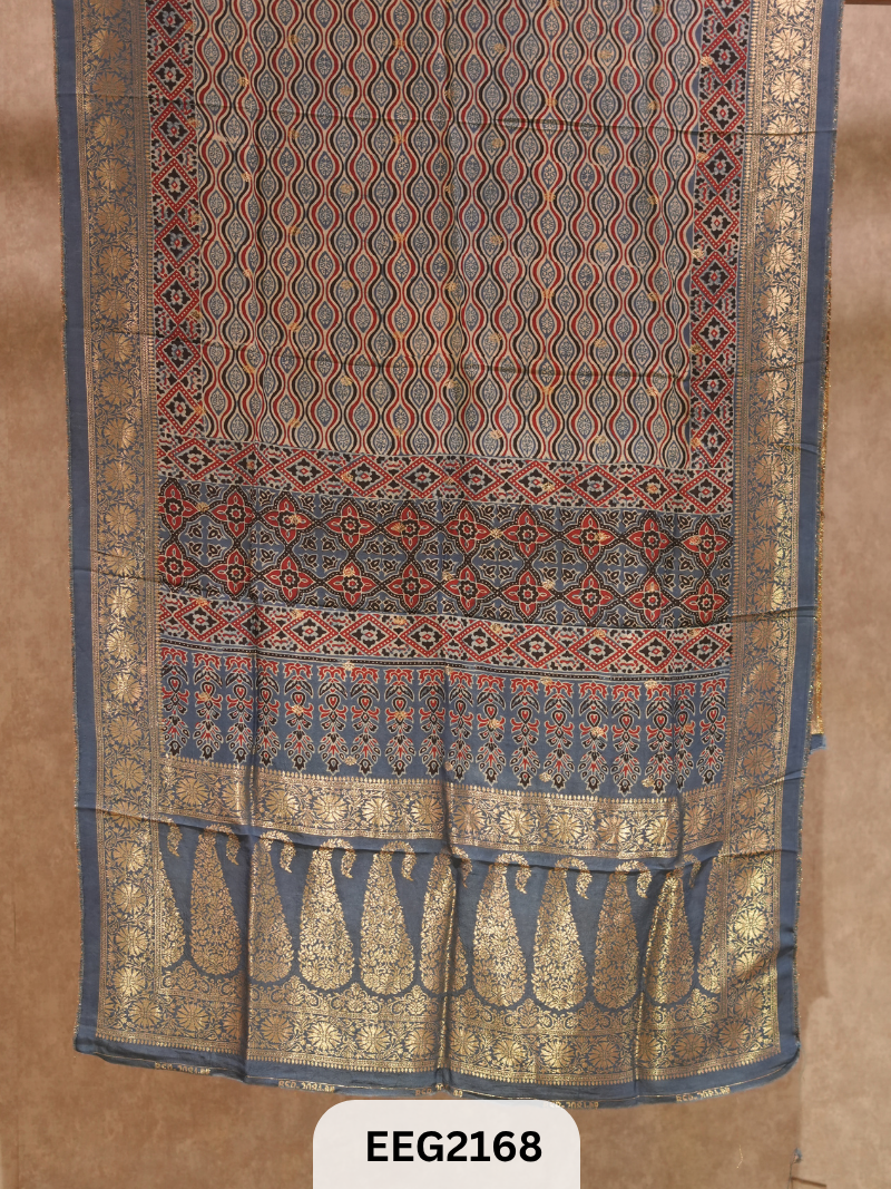 DOLA AJRAKH DUPPATTA