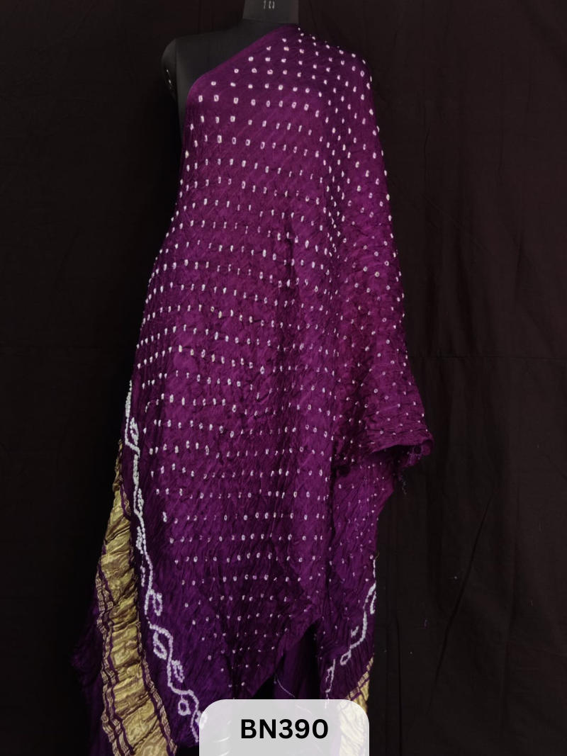 Bandhani with lagidi patta Dupatta