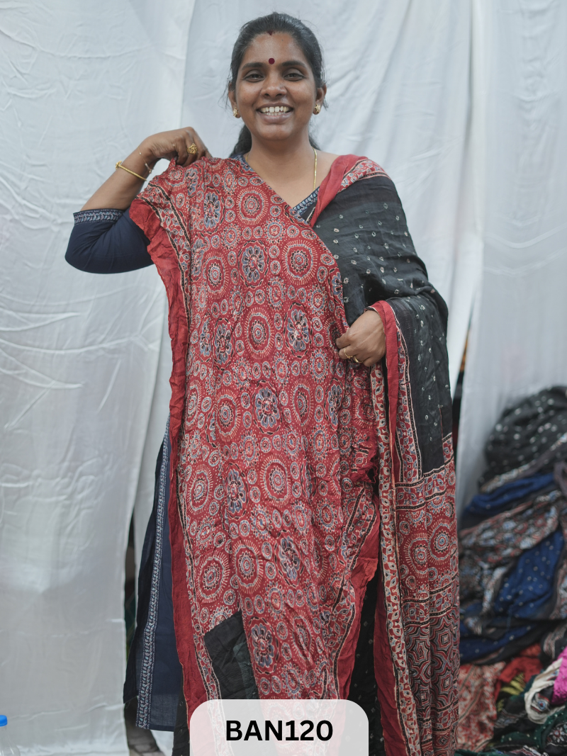 BANDHANI WITH AJRAKH SEMI GAJI SAREE