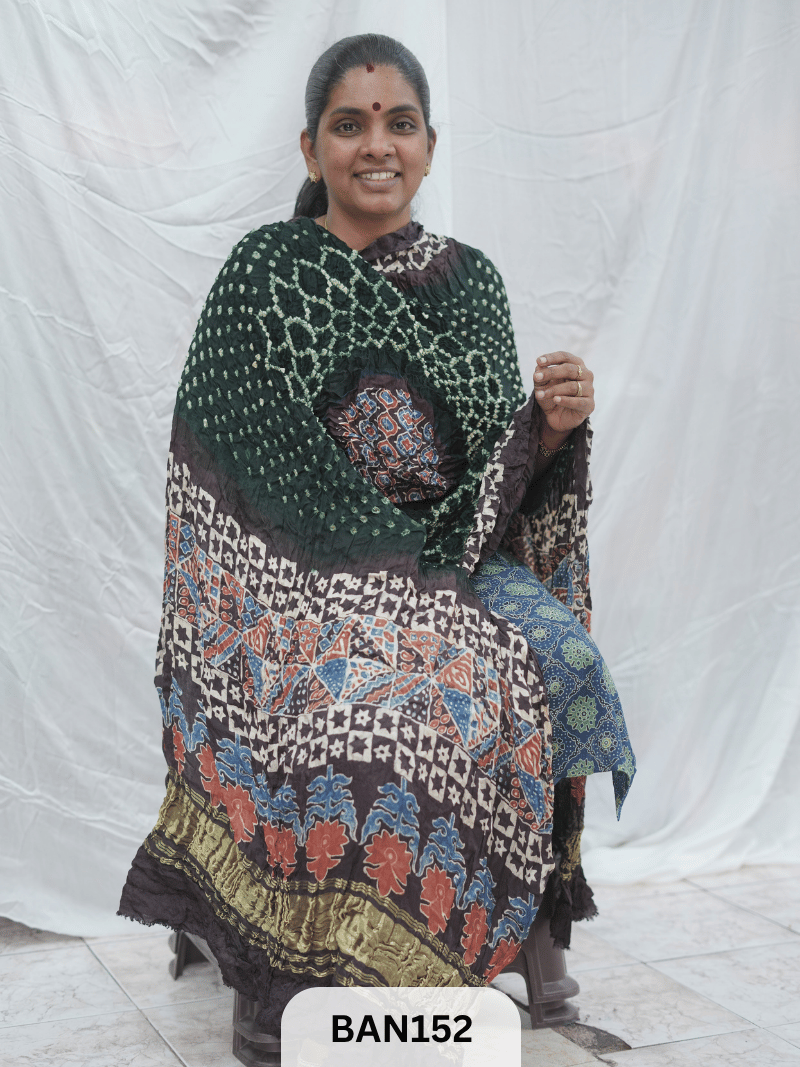 AJRAKH BANDHEJ GUL DUPPATA WITH LAGDI PATTA