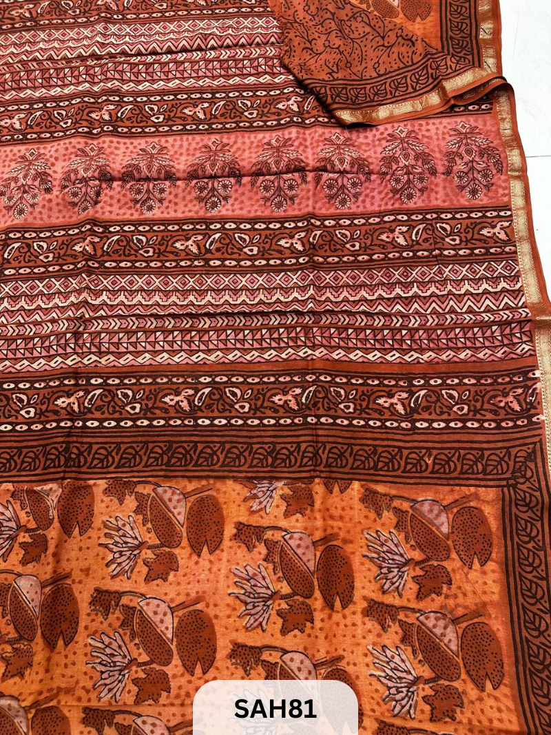 DOLA SILK NAKSHI BORDER SAREE