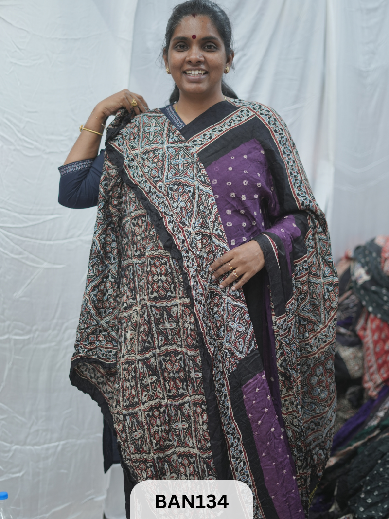 BANDHANI WITH AJRAKH SEMI GAJI SAREE