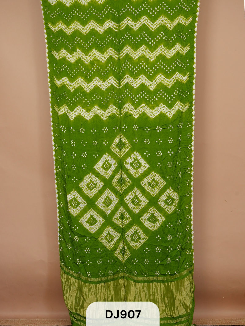 BANDHANI SHIBORI SAREE WITH LAGDI PATTA