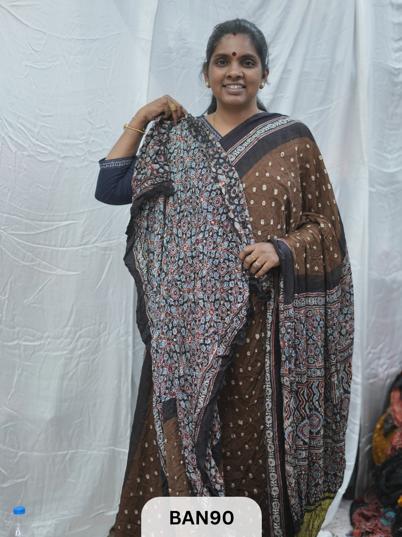 BANDHANI WITH AJRAKH SEMI GAJI SAREE