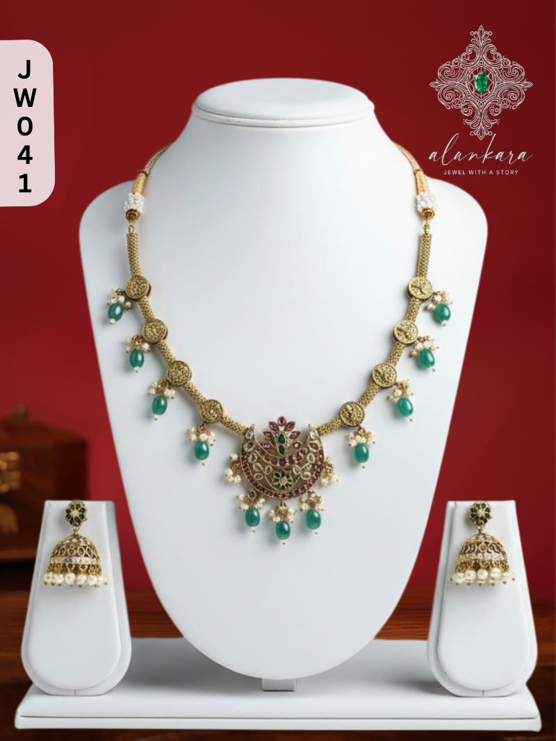 HASLI TEMPLE NECKSET