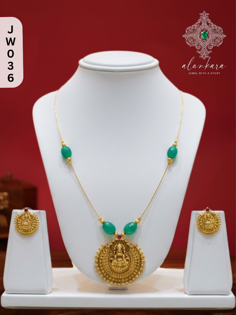 LAKSHMI PENDANT INVISIBLE CHAIN