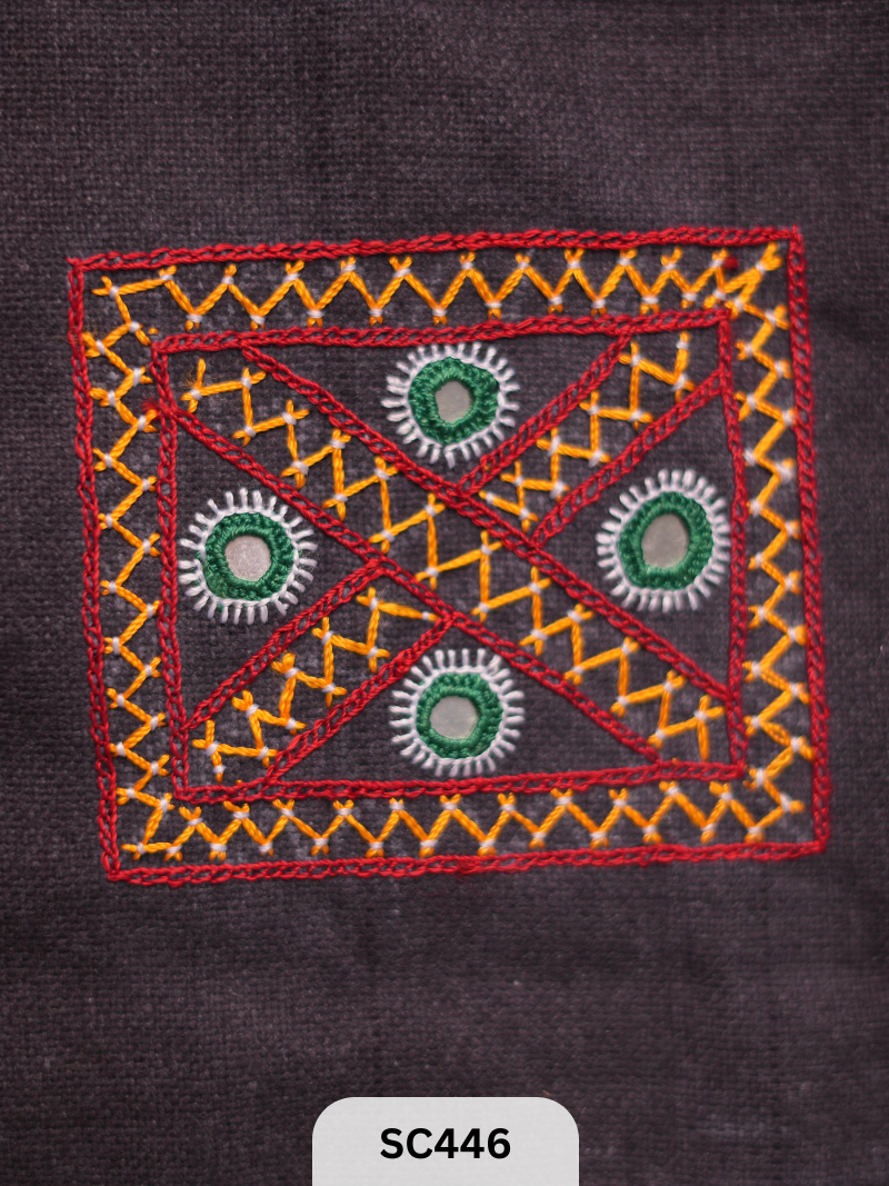 BHUJODI HANDCRAFTED PATCH - "4 X 3.5 INCH"
