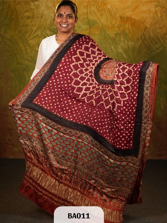 Bandhani+ Ajrakh+ Lagdi Patta Dupatta