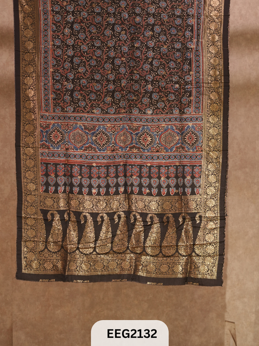 DOLA AJRAKH DUPPATTA