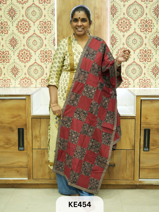 APPLIQUE AJARKH COTTON STOLES - VEGTABLE PRINT