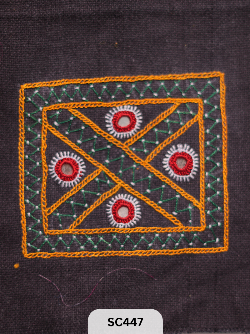 BHUJODI HANDCRAFTED PATCH - "4 X 3.5 INCH"