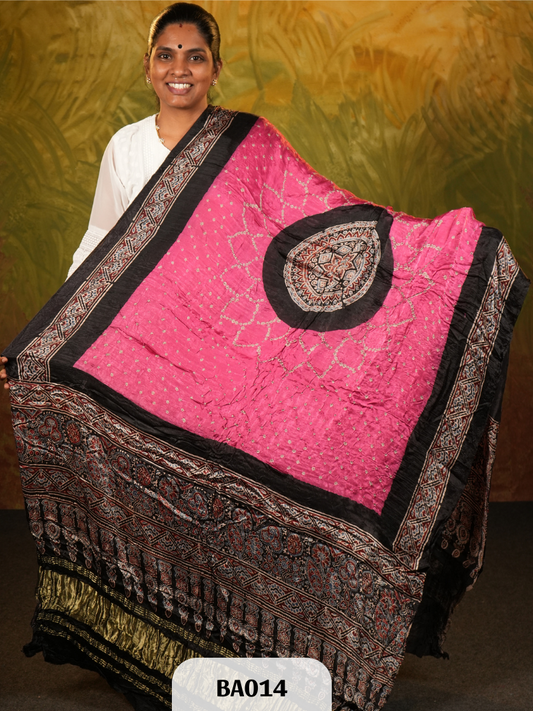 Bandhani+ Ajrakh+ Lagdi Patta Dupatta