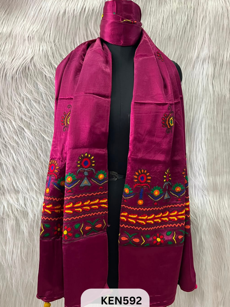 MUSHRU HAND AARI WORK STOLE
