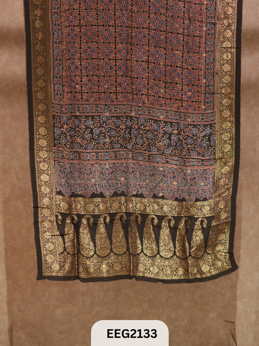 DOLA AJRAKH DUPPATTA