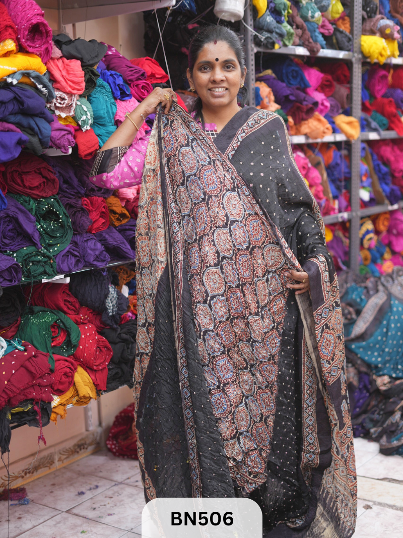 AJRAKH TISSUE PALLU BORDER BANDHEJ SAREE