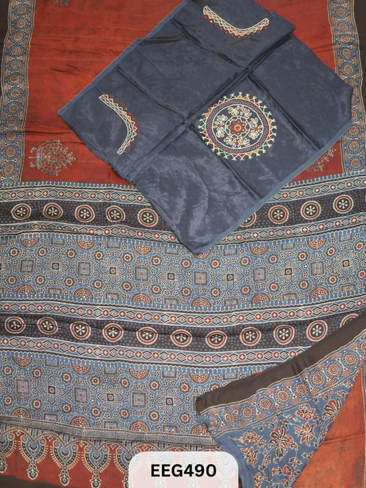 AJRAKH MODAL SAREE WITH KUTCHI HANDWORK BLOUSE PIECE EXTRA