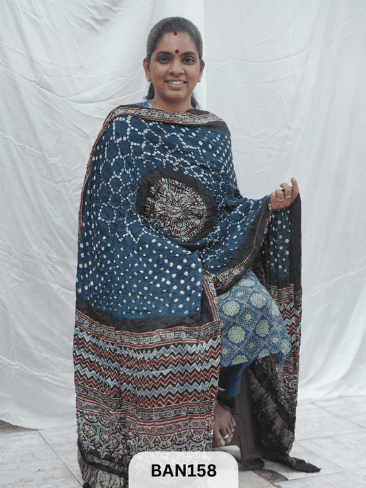 AJRAKH BANDHEJ GUL DUPPATA WITH LAGDI PATTA