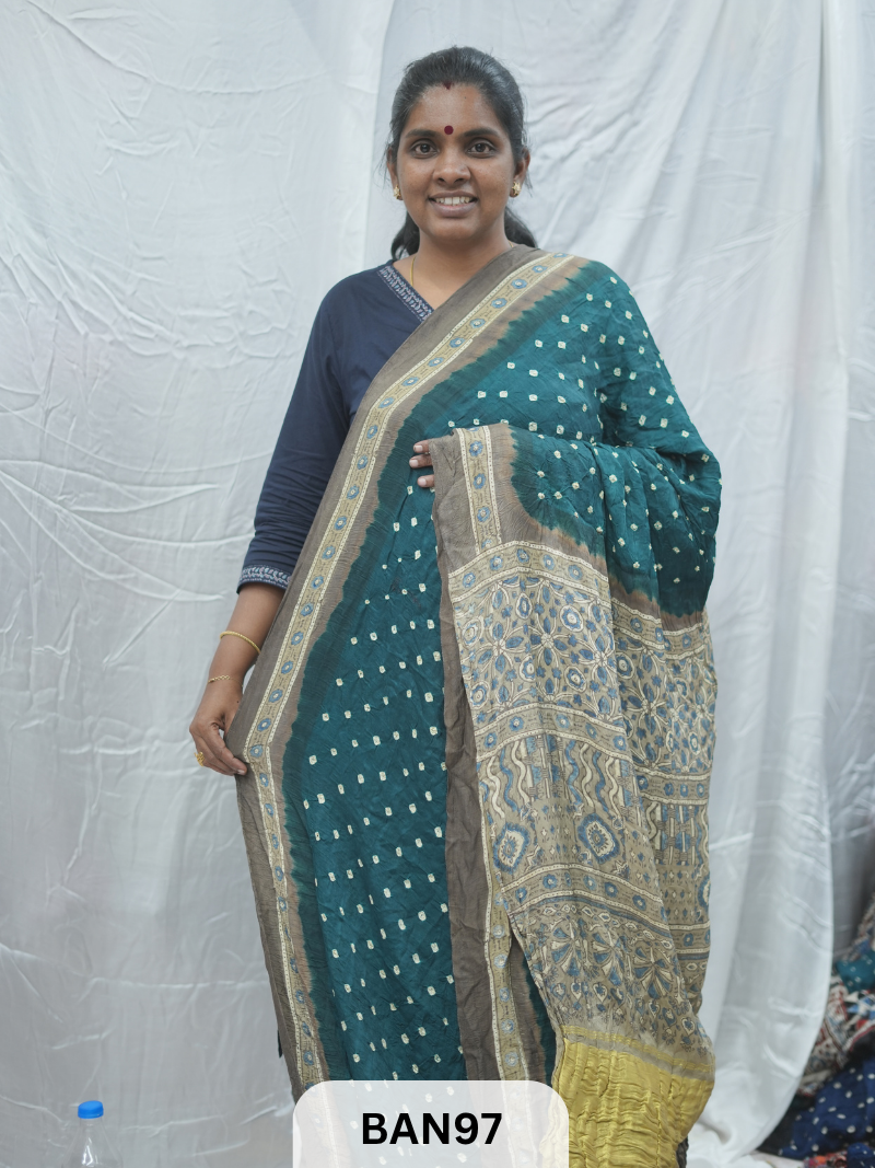 BANDHANI WITH AJRAKH SEMI GAJI SAREE