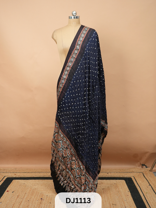 BANDHANI WITH AJRAKH DUPPATA | BORDER