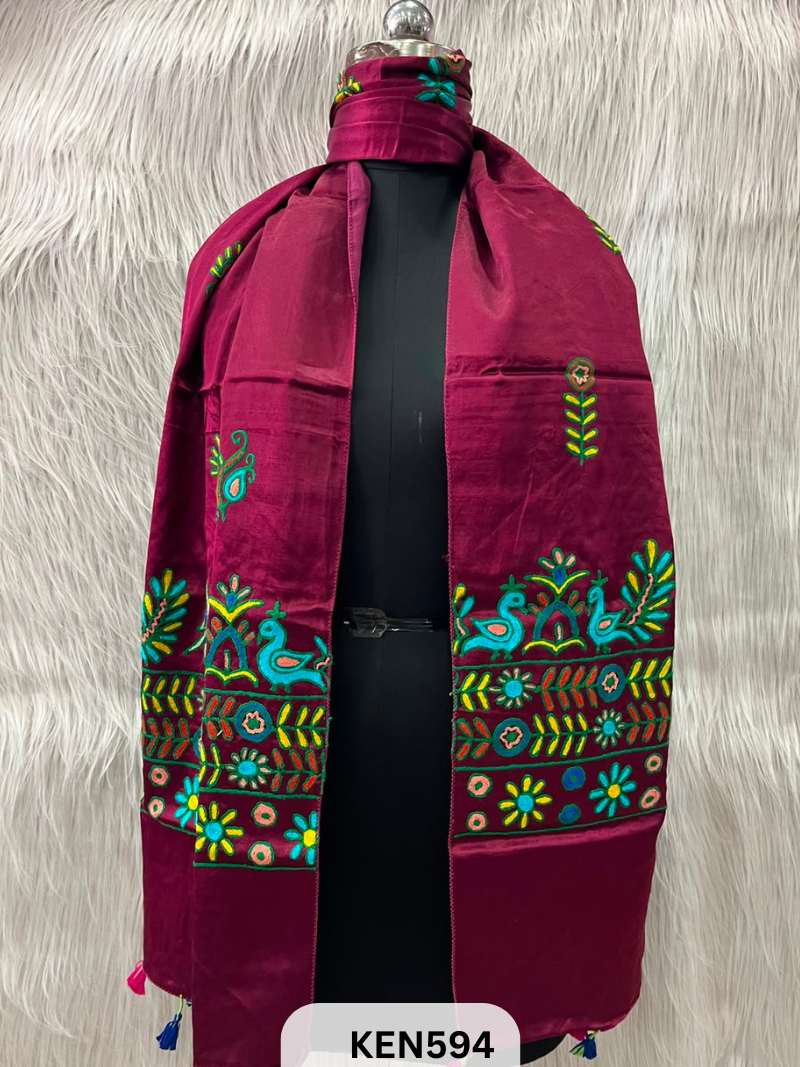 MUSHRU HAND AARI WORK STOLE
