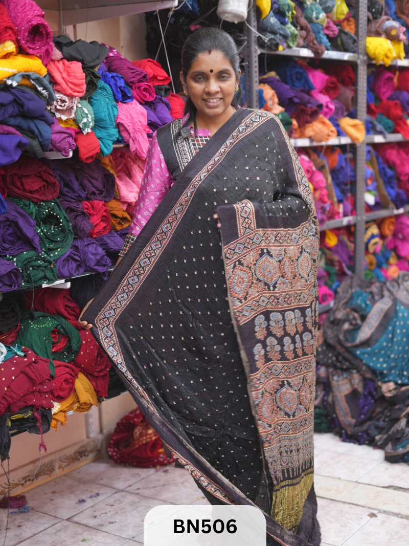 AJRAKH TISSUE PALLU BORDER BANDHEJ SAREE