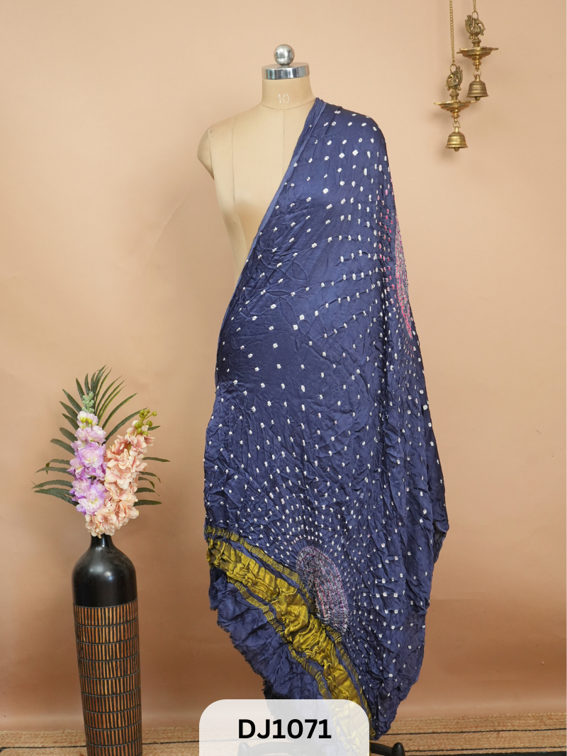 BANDHANI BORDERLESS WITH LAGDI PATTA - DUPATTA