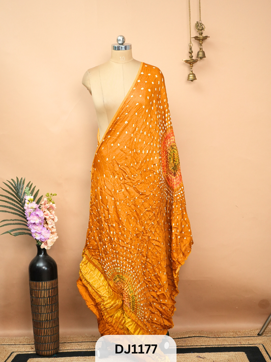 BANDHANI BORDERLESS WITH LAGDI PATTA - DUPATTA