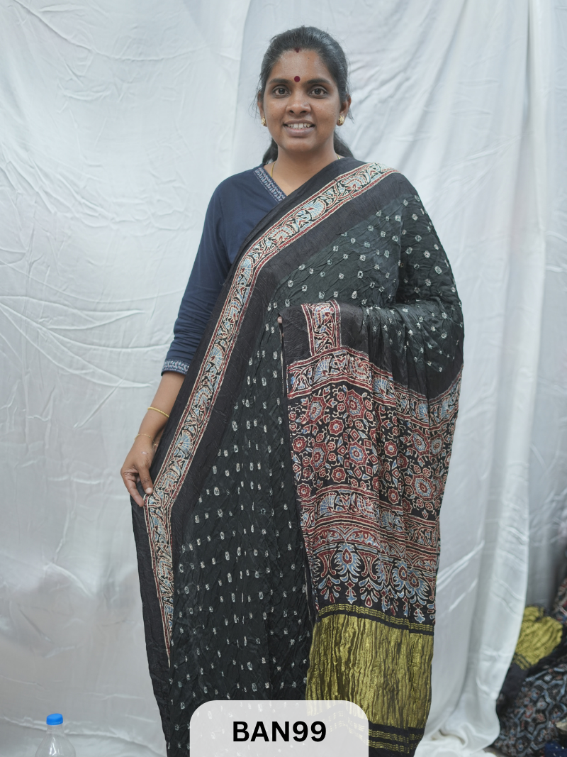 BANDHANI WITH AJRAKH SEMI GAJI SAREE