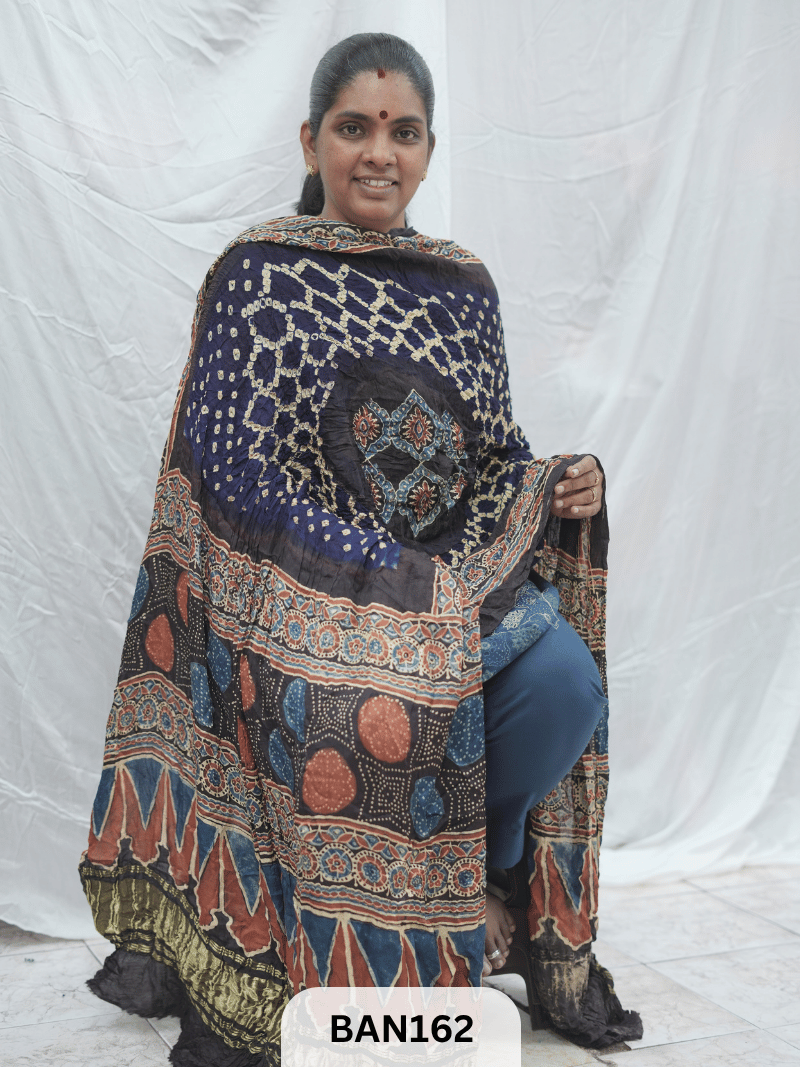 AJRAKH BANDHEJ GUL DUPPATA WITH LAGDI PATTA