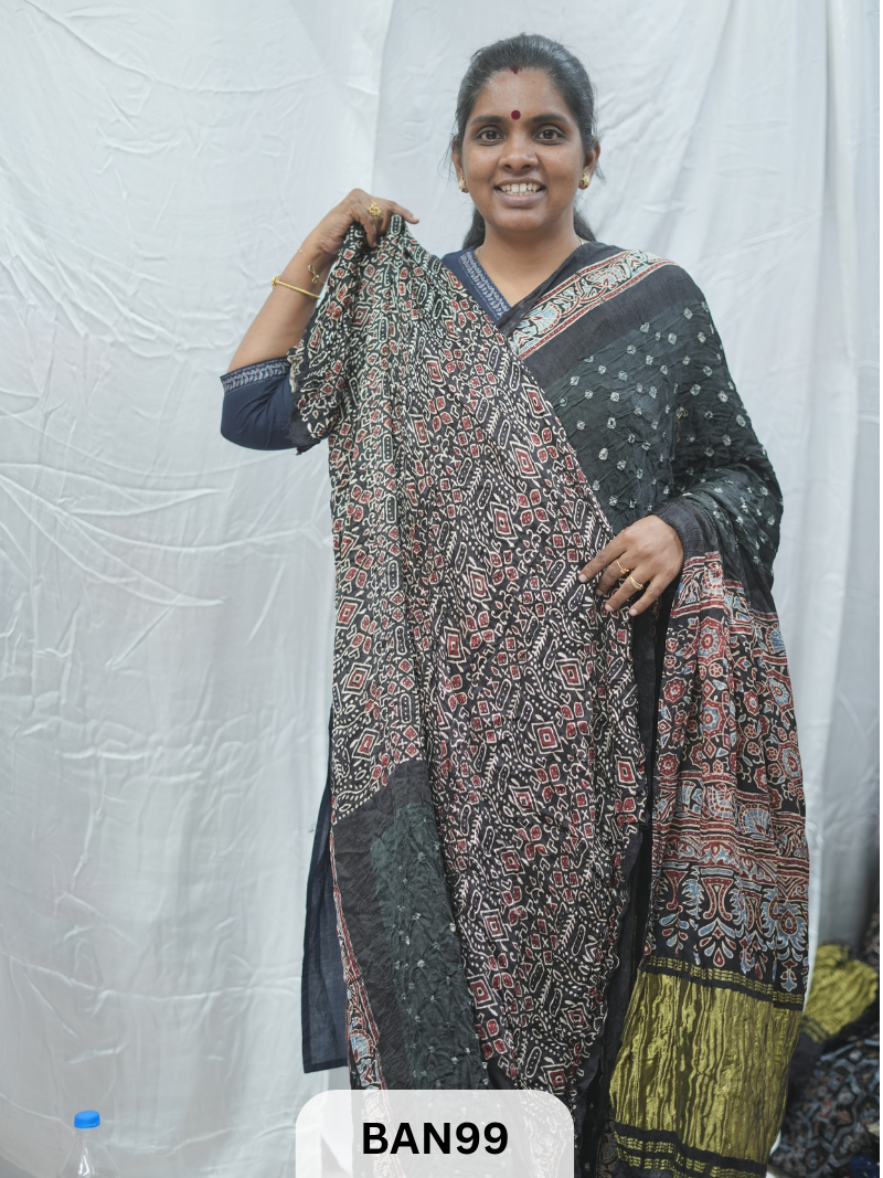 BANDHANI WITH AJRAKH SEMI GAJI SAREE