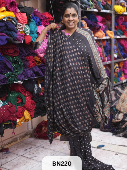 AJRAKH BANDHEJ SAREE - BEST BUY