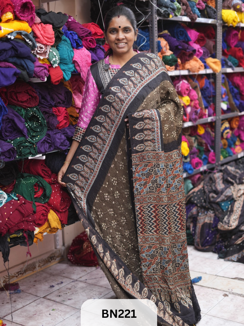AJRAKH BANDHEJ SAREE - BEST BUY