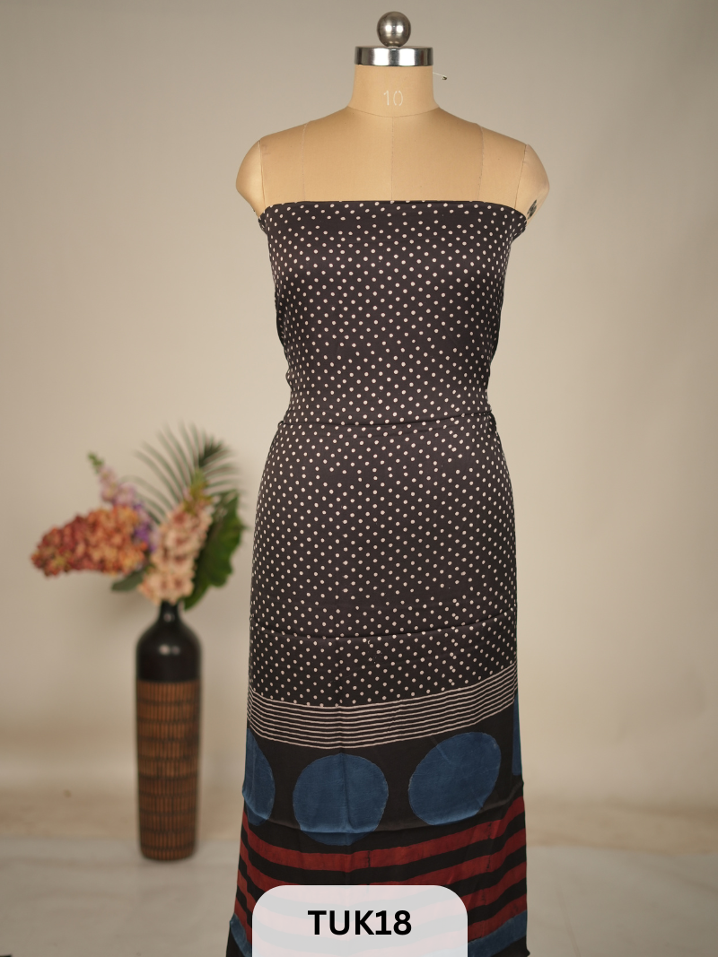 MODAL WITH AJRAKH TOP MATERIAL-2.5MTS AND 44 PANA