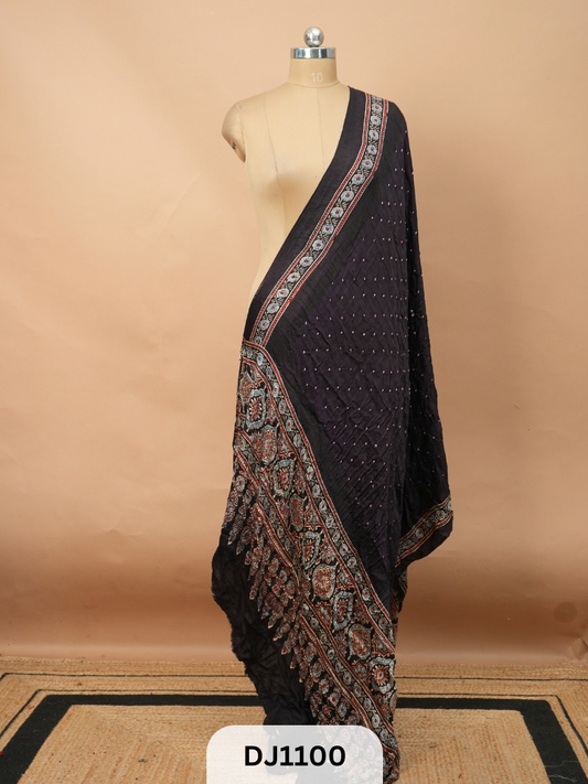 BANDHANI WITH AJRAKH DUPPATA | BORDER