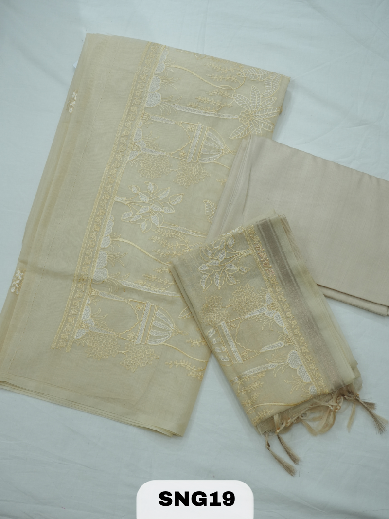 Banarasi mulcotton 3 Pcs Salwar Suit