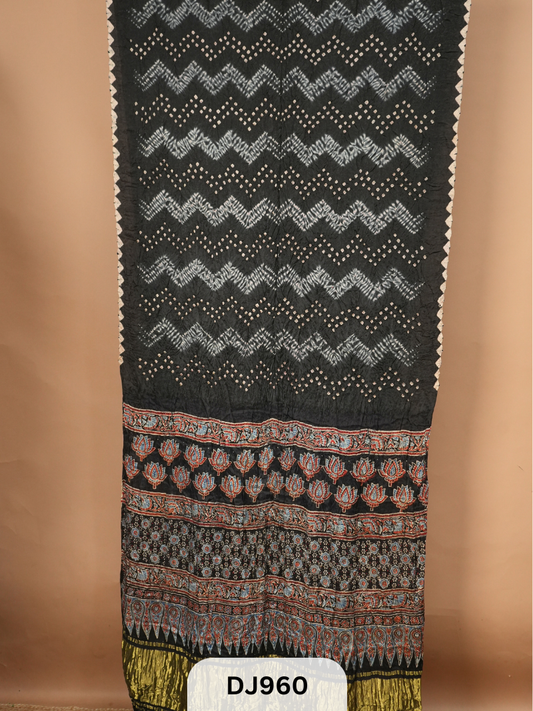 BANDHANI SHIBORI SAREE WITH LAGDI PATTA