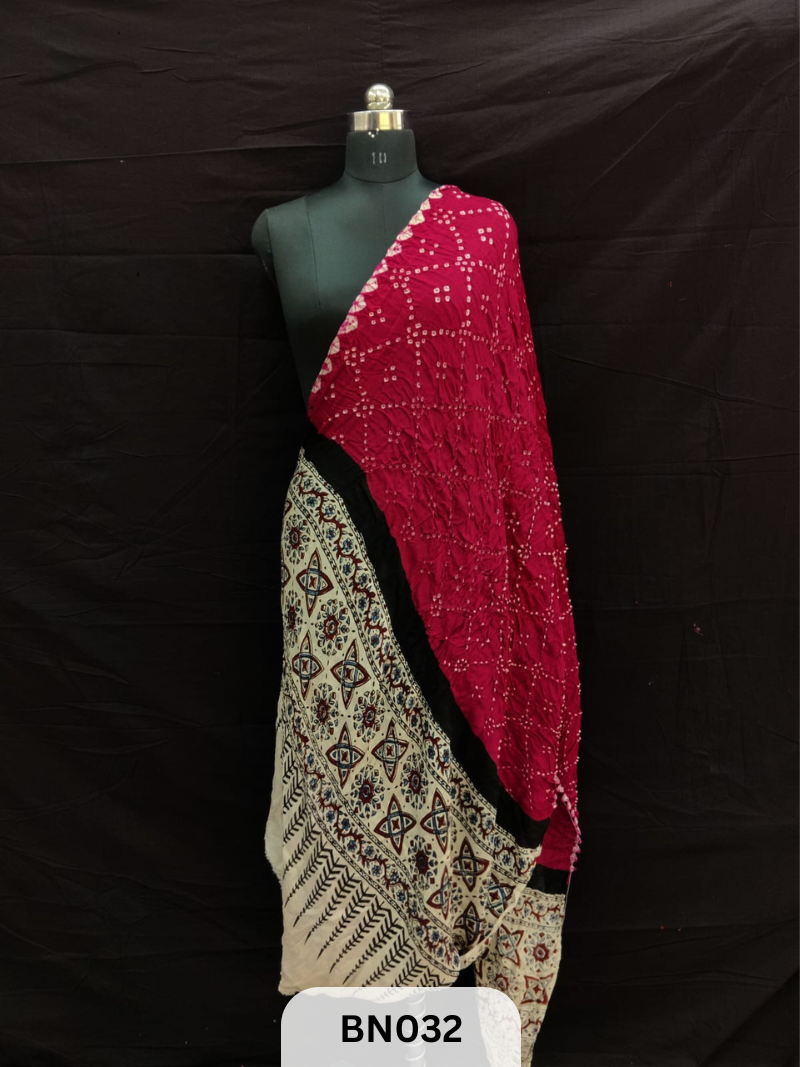 AJRAKH BANDHANI STAR DANI DUPPATA